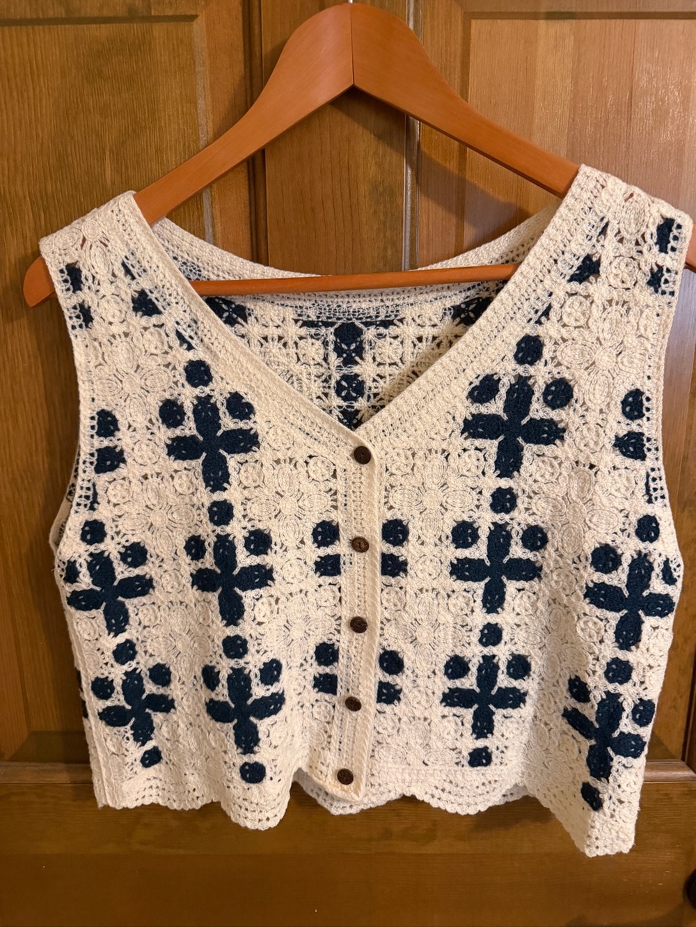 Vintage Style Cream & Navy Blue Crochet Button-Front Vest Crop Top Medium